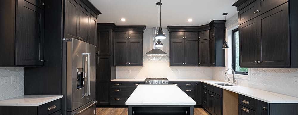 VCV Services kitchen contractor in Lawton, OK – expert remodeling with custom cabinets and countertops.